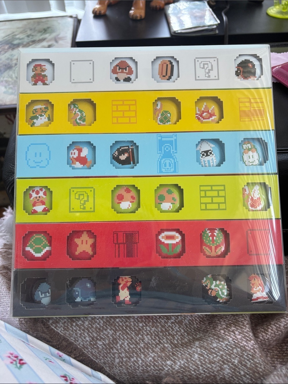 New Club Nintendo Mario And Mario Friends Pin Badges Official Club Collectable